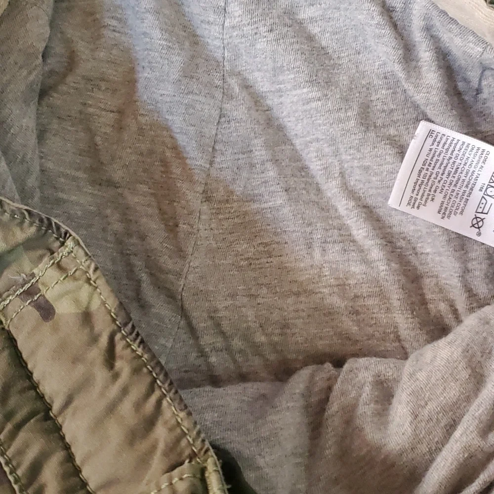 GAP reposhing this